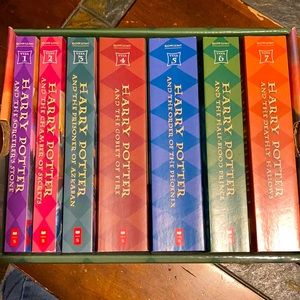 The complete series of Harry Potter!‼️PRICE FIRM‼️